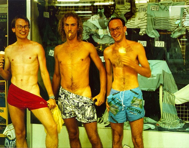 Axel+Lothar+Klaus, ice-cream in Br&uuml;ssel, 1988